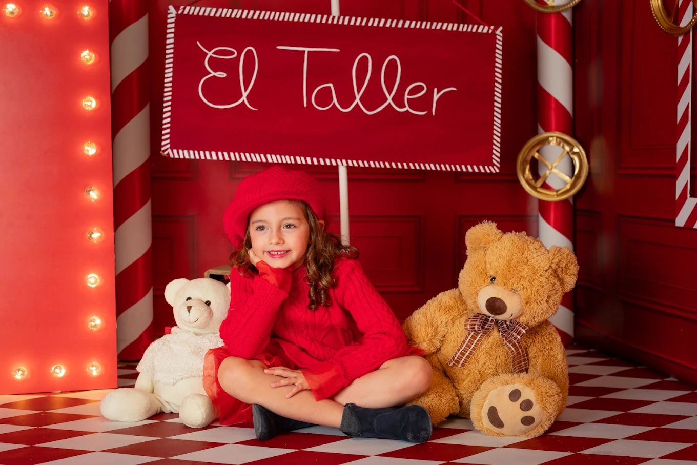 Fotografía de Navidad en estudio · sesión infantil y familiar navideña