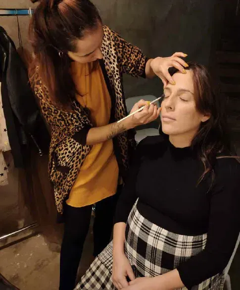 Reportaje premamá – Sesión de fotos embarazada – Fotografía | Montse Soler