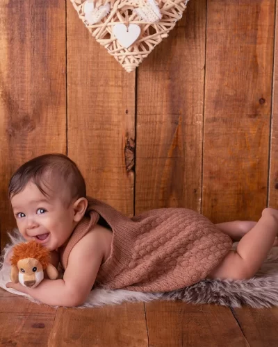 Sesión newborn de recién nacido · fotografía en estudio con luz suave
