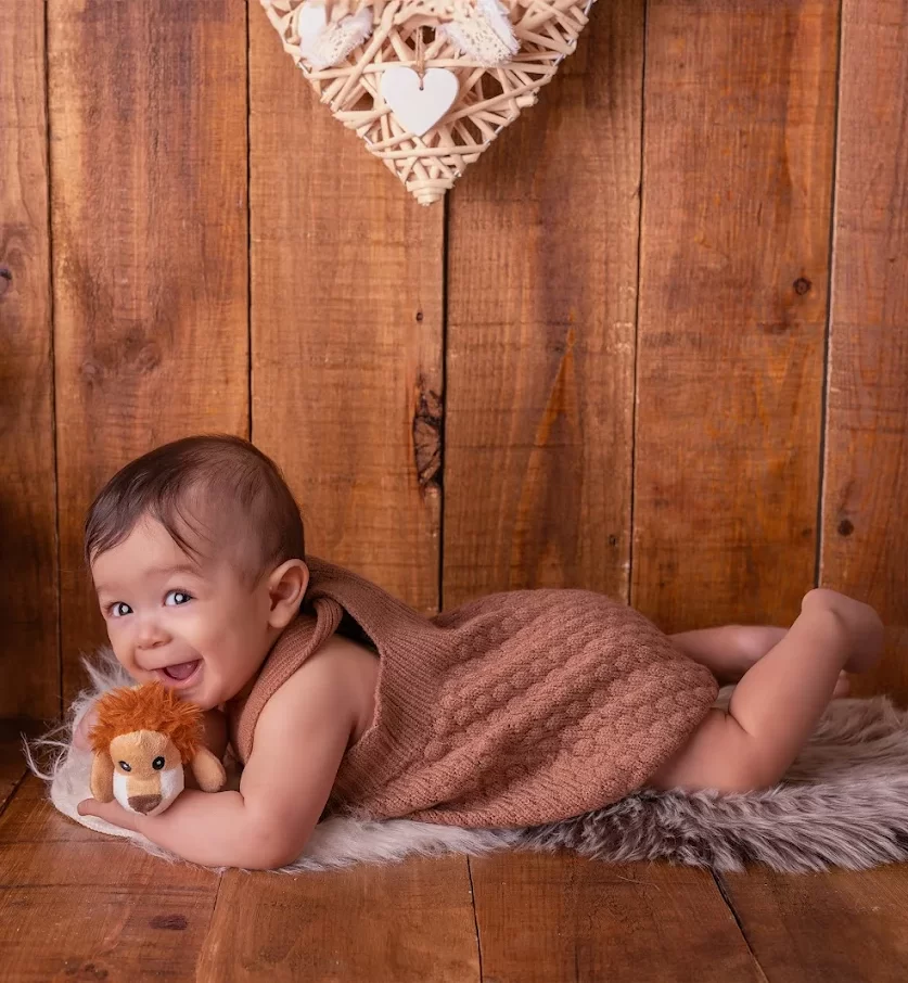 Sesión newborn de recién nacido · fotografía en estudio con luz suave