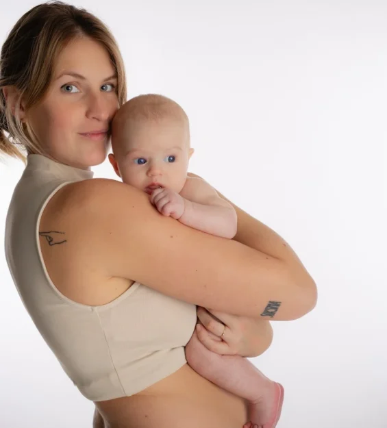 Sesión newborn de recién nacido · fotografía en estudio con luz suave