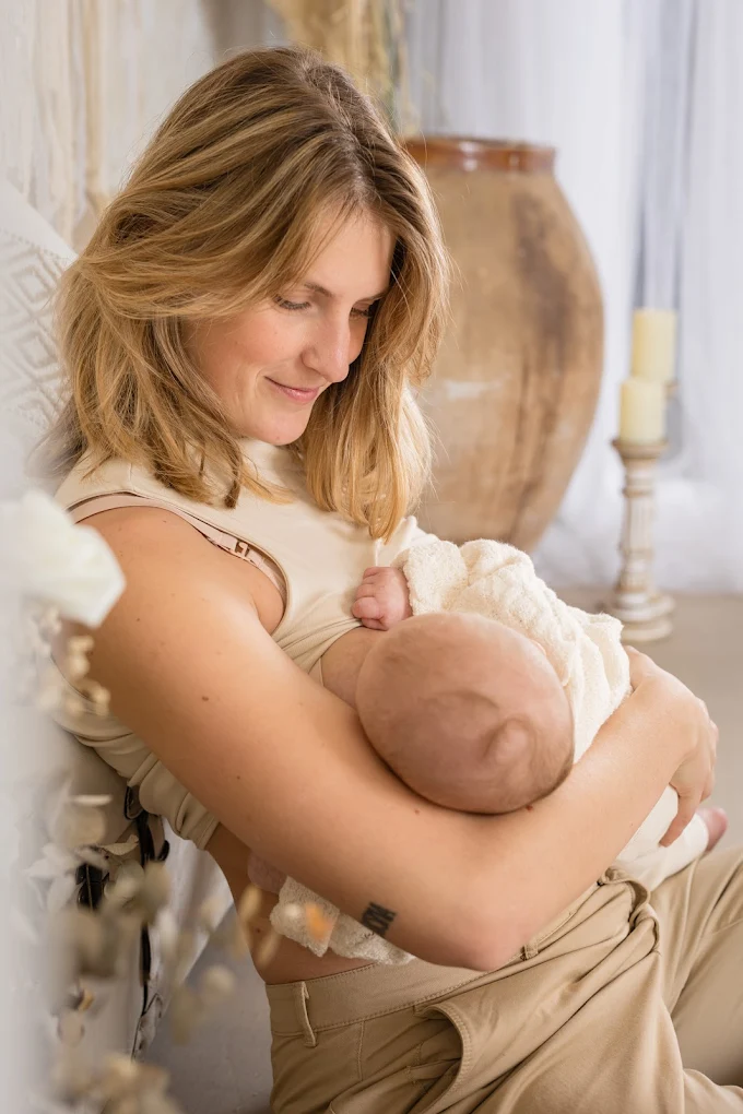 Sesión newborn de recién nacido · fotografía en estudio con luz suave