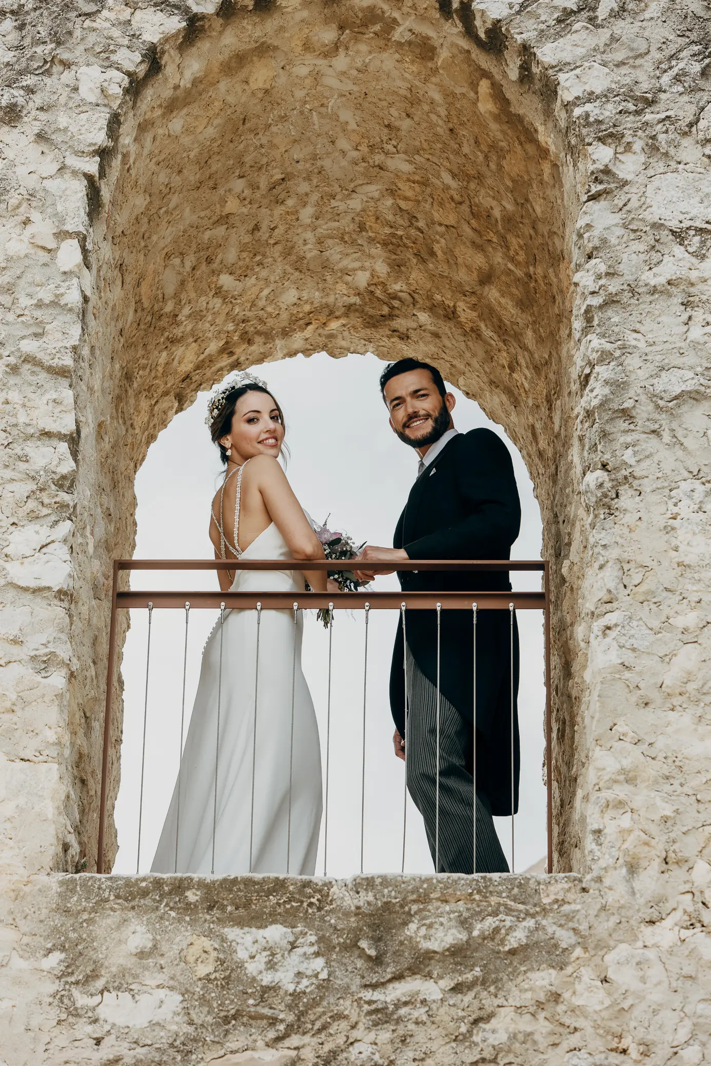 Retrato de novio durante un reportaje de boda, Damián