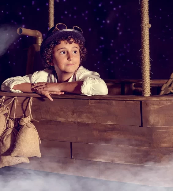 Fotografía de Navidad en estudio · sesión infantil y familiar navideña