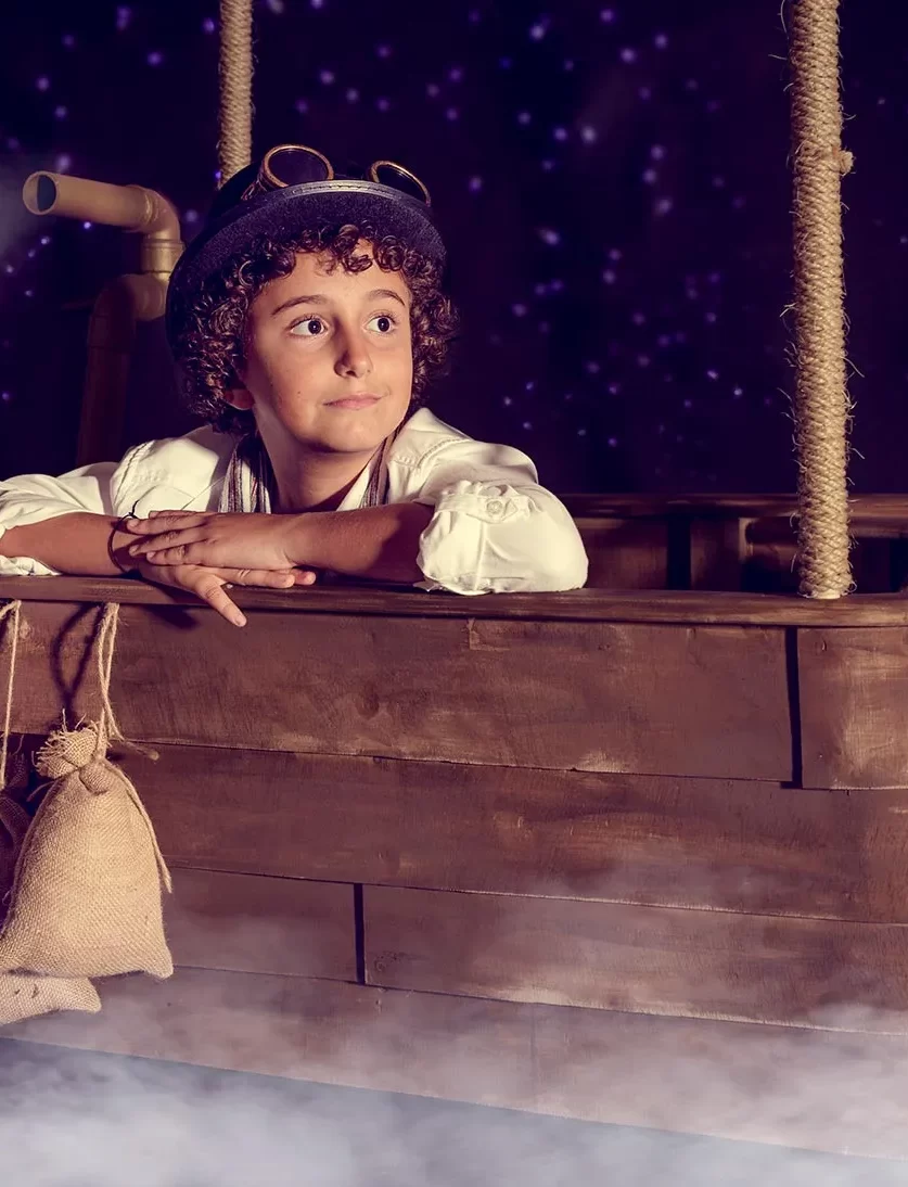 Fotografía de Navidad en estudio · sesión infantil y familiar navideña