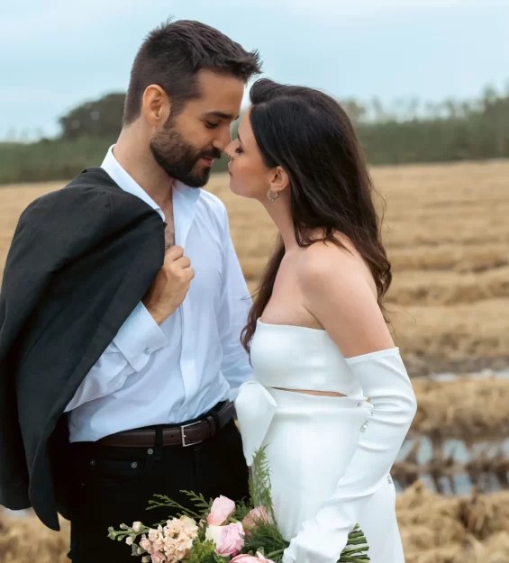 Fotografía de postboda de Laia y Marc en exteriores