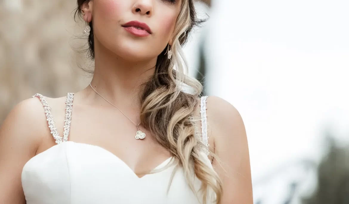 Retrato de novia durante el día de la boda