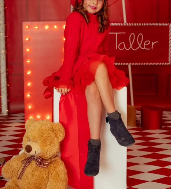 Fotografía de Navidad en estudio · sesión infantil y familiar navideña