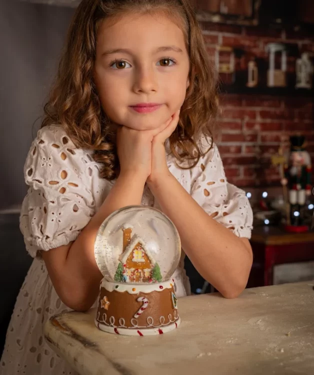Fotografía de Navidad en estudio · sesión infantil y familiar navideña