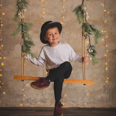 Fotografía de Navidad en estudio · sesión infantil y familiar navideña