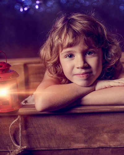 Fotografía de Navidad en estudio · sesión infantil y familiar navideña