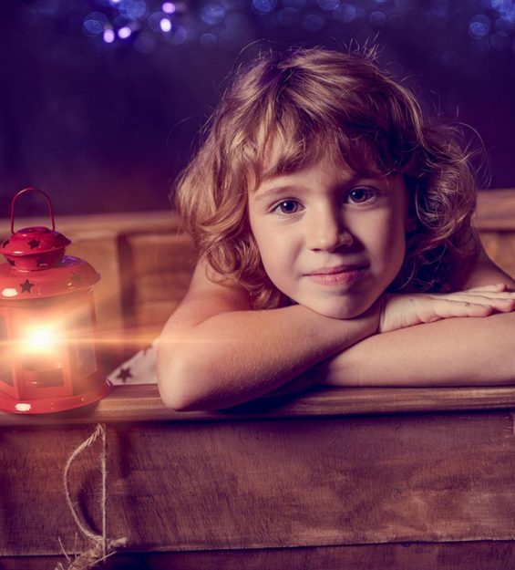 Fotografía de Navidad en estudio · sesión infantil y familiar navideña